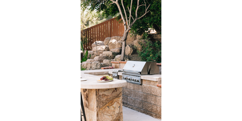 Summerset TRL 38-Inch 4-Burner Built-In Gas Grill